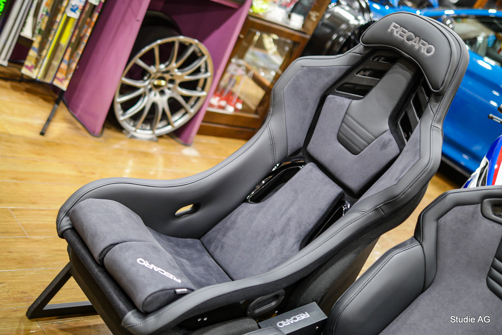 Brand New RECARO フルバケットシート！「RSS」入荷♪ | Studie[スタディ]