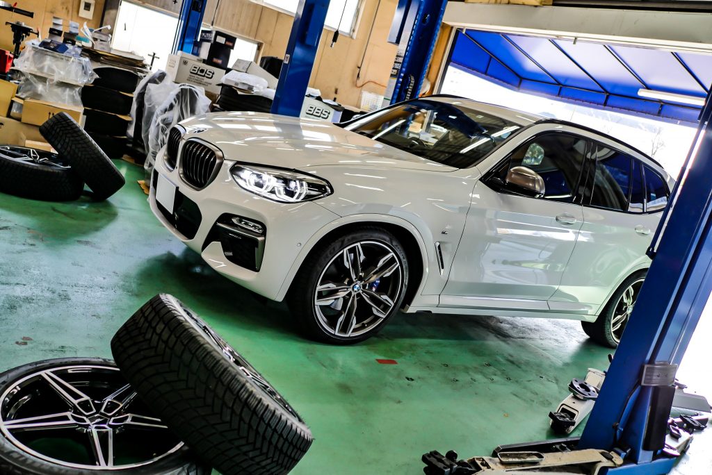 BMW G01 X3 M40d AC SCHNIZER AC1 20インチ&MICHELIN X-ICE SNOW