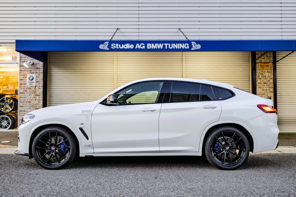 BMW G02 X4 M40iにOZ RACING Leggera HLT 21インチを装着