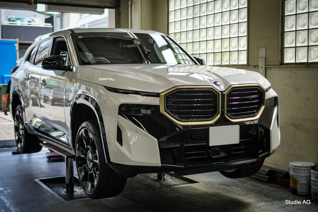 KING OF BMW ///Mな「XM」に3D Design Carbonエアロ♪ | Studie[スタディ]