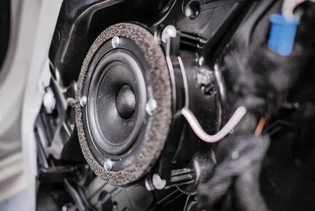 うっとりしちゃう良音♪BMW専用のトレードインスピーカーは