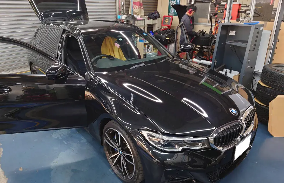 BMW G21 3シリーズに 地デジTVチューナーをお取り付け♪ | Studie 