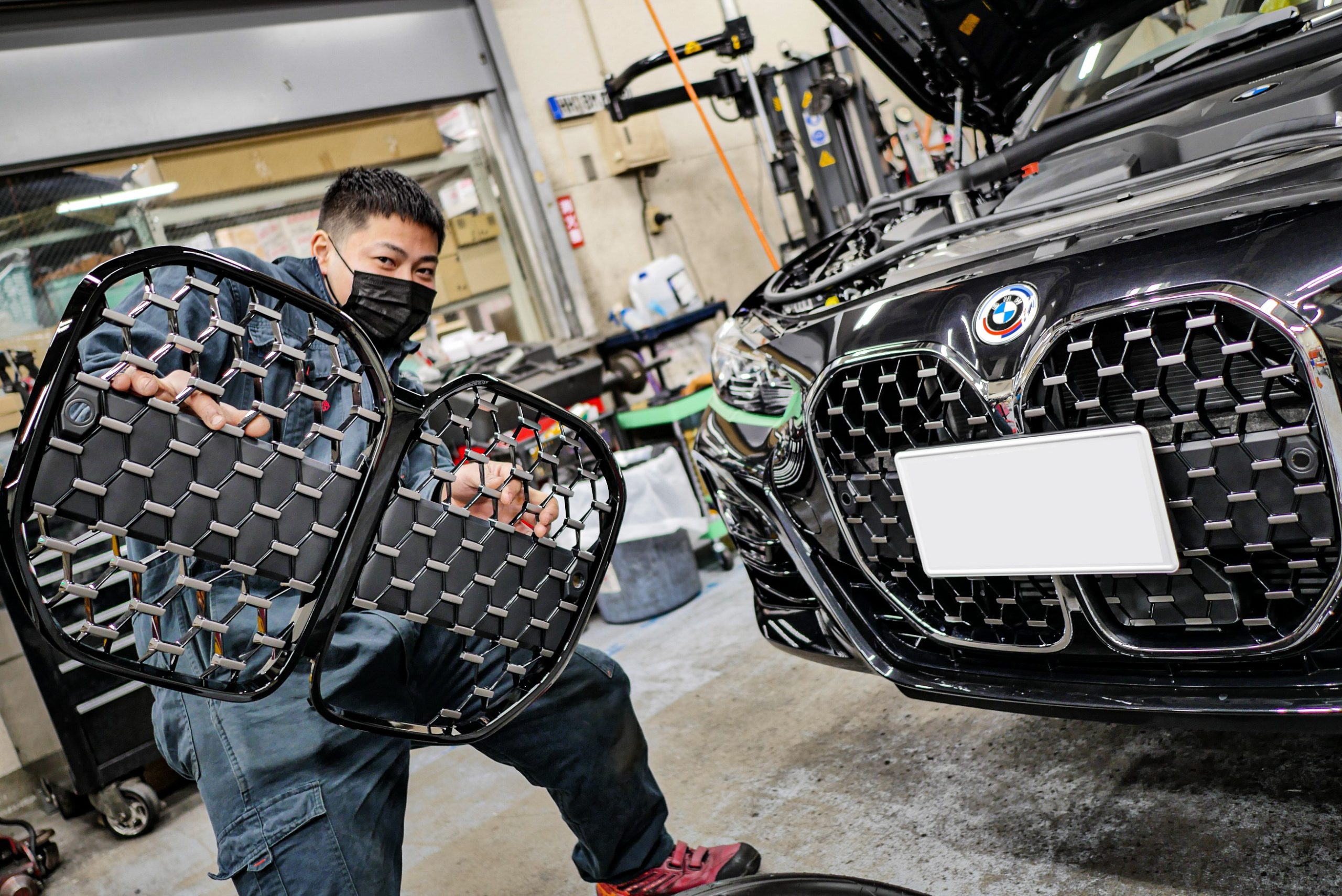 BMW G22 4シリーズの大きなキドニーグリルをBLACK化！ | Studie[スタディ]