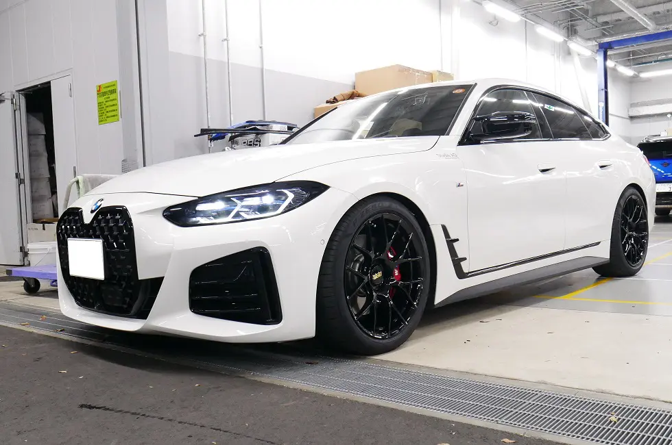 BMWのカスタムの第一歩に車の印象を大きく変化させるホイール交換も