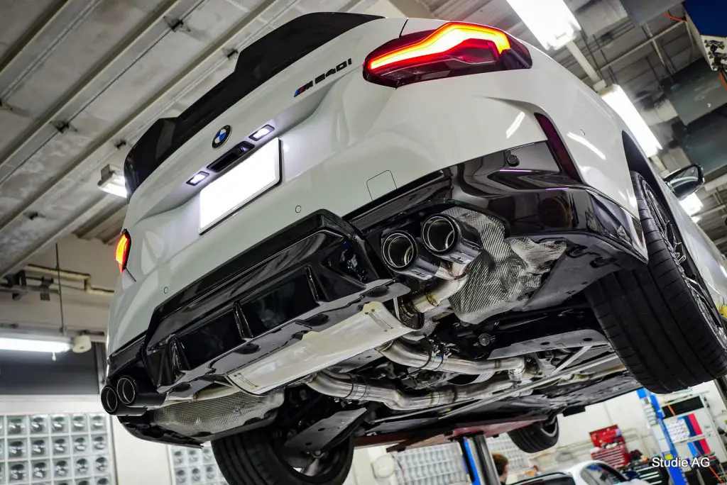 迫力の4本出し！3D DesignエキゾーストをBMW G42 M240ixに(^_-)