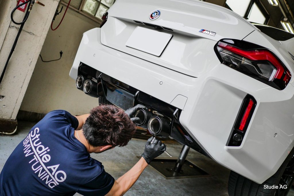 studie_3ddesign_bmw_g87_m2_muffler_carbon_tall_bmw