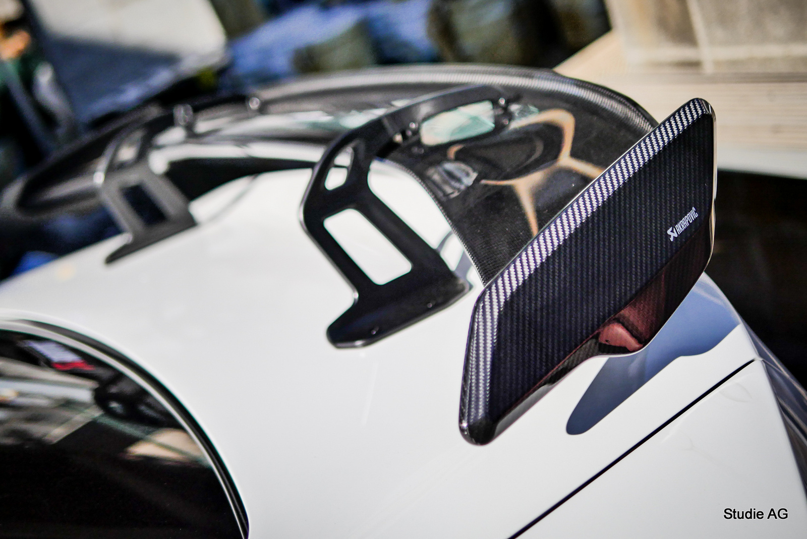 AKRAPOVIC Carbon Rear Wing For BMW G80M3/G82M4/G87M2！ | Studie