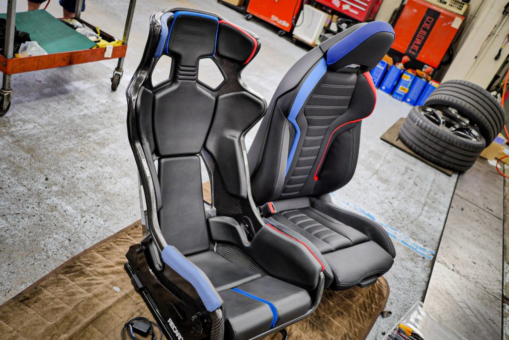 G87M2 DEMO RECARO RMS Alpha-N Carbonボンネット Familie! Westen