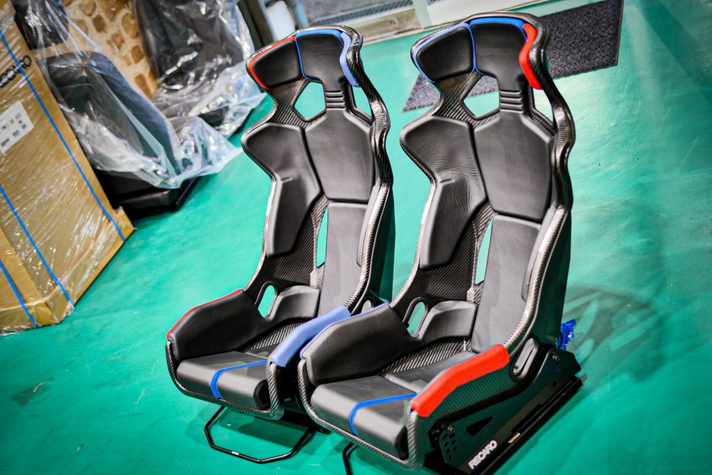 G87M2 DEMO RECARO RMS Alpha-N Carbonボンネット Familie! Westen