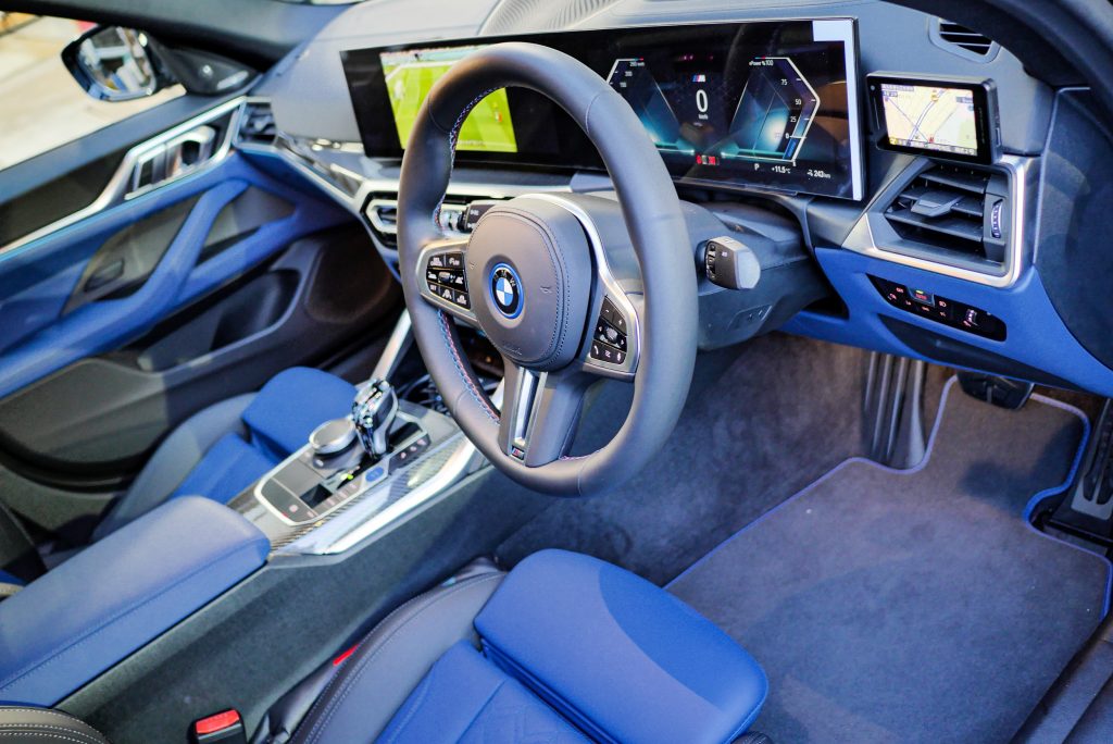 BMW i4 M50にH&Rダウンスプリング　YUPITERUレーダードライブレコーダーTVキャンセラークリスタルシフトノブ