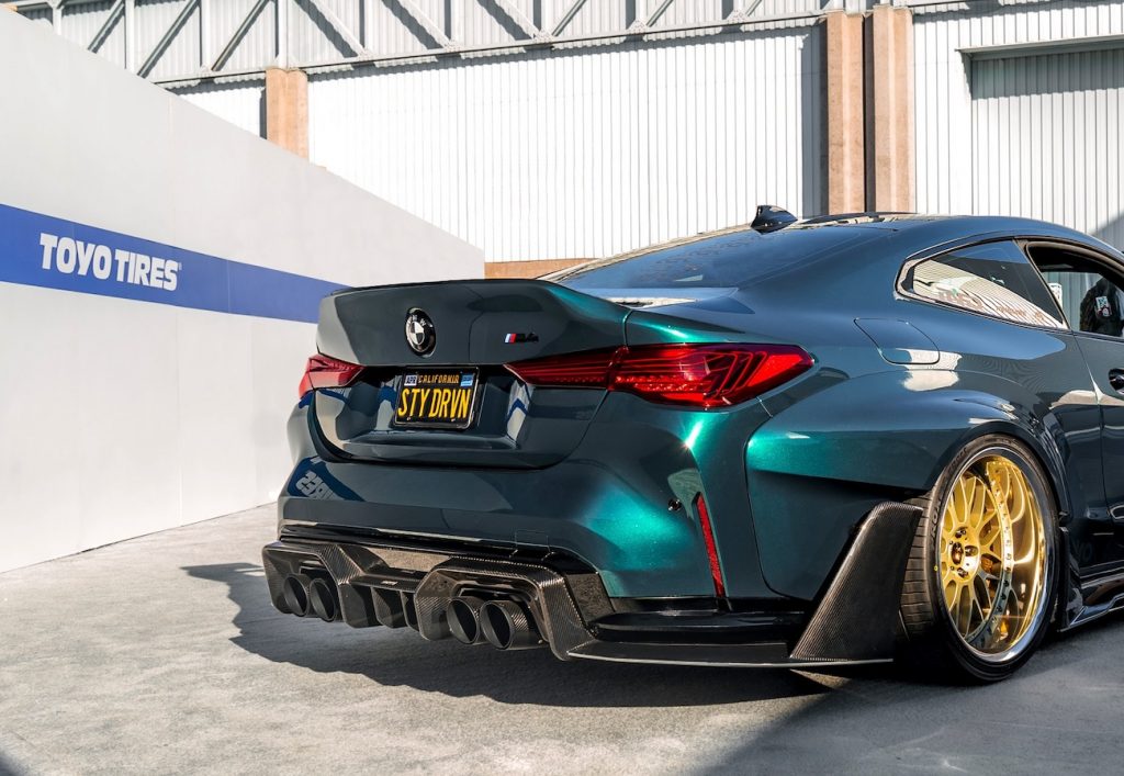 karbonius_bmw_studie_ag_bmw_m4_g82_carbon_trunk_.jpg