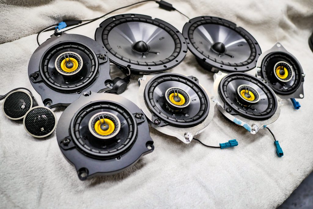SSSトレードインスピーカーKICKER BMW F36 Hi-Fi