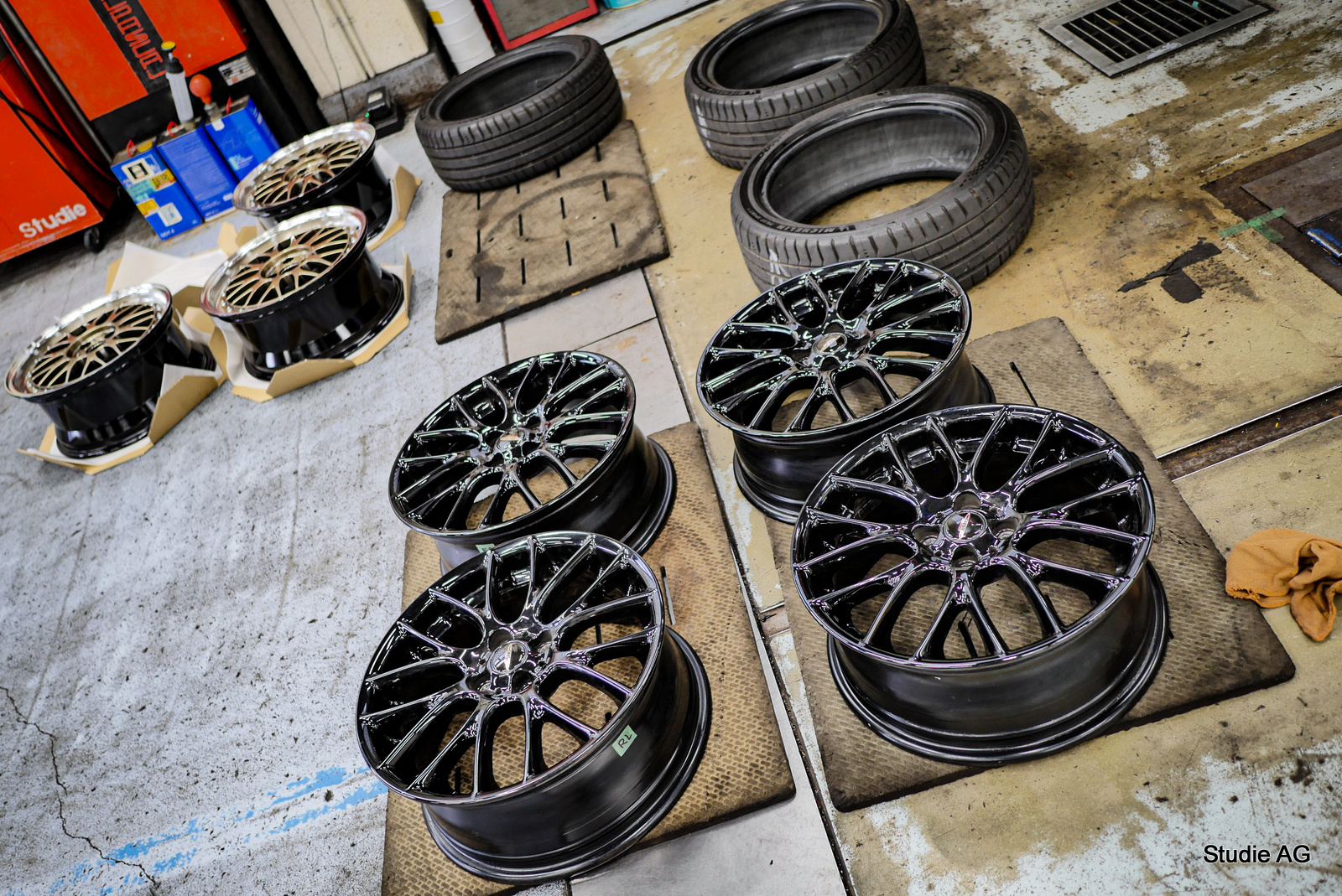 年末までの期間限定販売中なBBS LM30周年カラーをMINI R59 JCWに(*^^)v | Studie[スタディ]