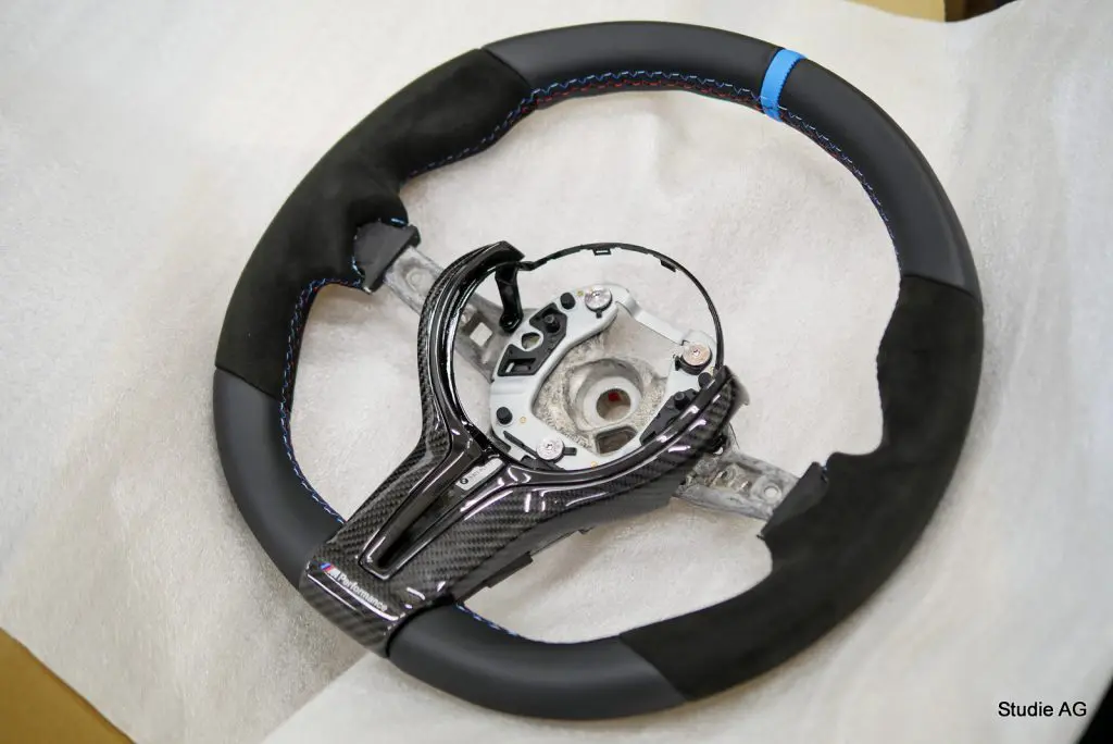 まだまだ熱いぜ！BMW F87 M2！MPPステアリング投入の巻♪ | Studie