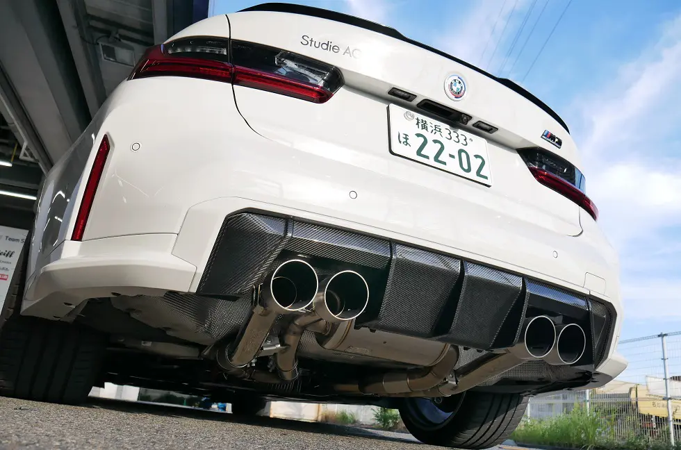 BMW G80デモカーでHKSTUDIEサス＆マフラーを体感下さい！今週末は