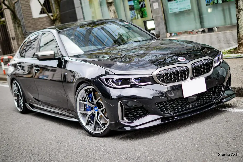 横浜店 NTさん】エアロとホイールと車高でキメる！走りも楽しいBMW G20