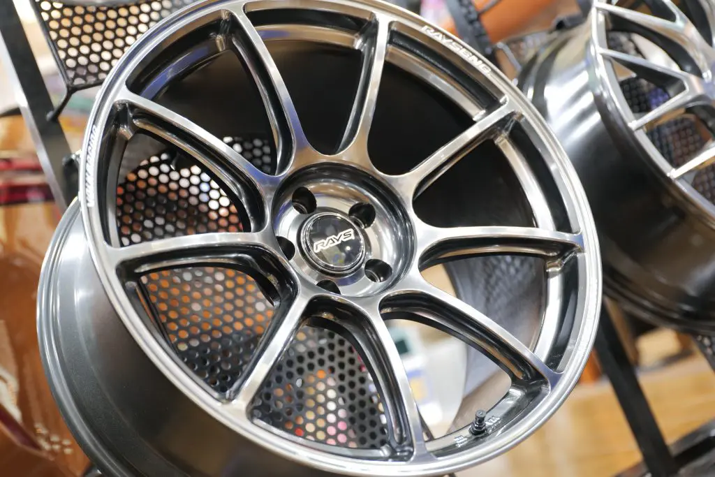 RAYS！RAYS！RAYS！！走り系のBMWもオシャレ系のBMWも！RAYS 