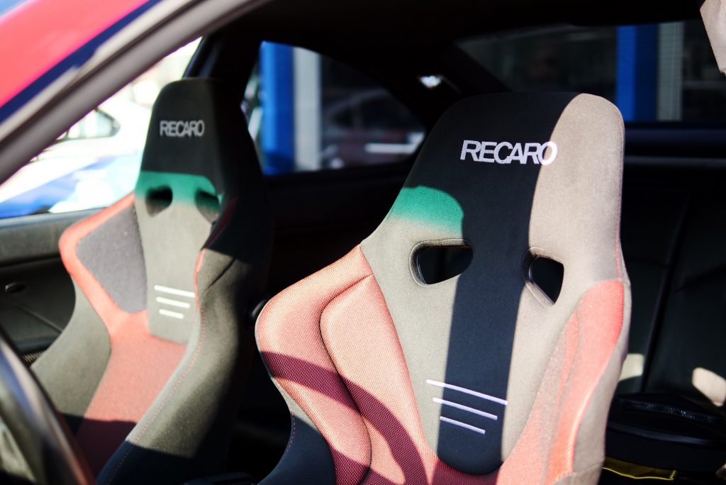 RECAROのRS-G&SR-6