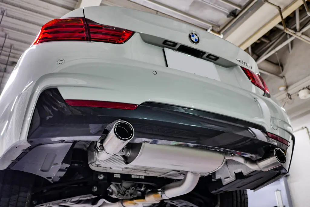 REMUS レムス  F32 435i N55用 バルブ付 車検対応 美品 イイ音奏でます♪BMW F32 435iにREMUSマフラー装着！ | Studie[スタディ]