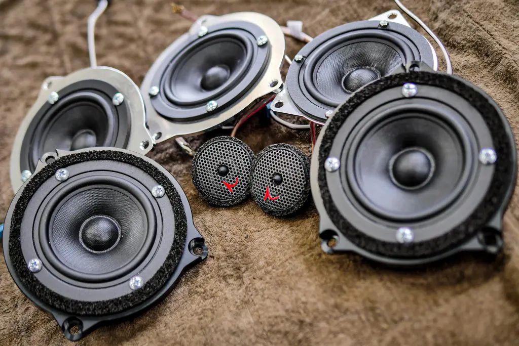 スピーカー各種18点セット♪動作確認済 トレードイン装着でBMWの音質が劇的に向上しちゃう人気のITEM