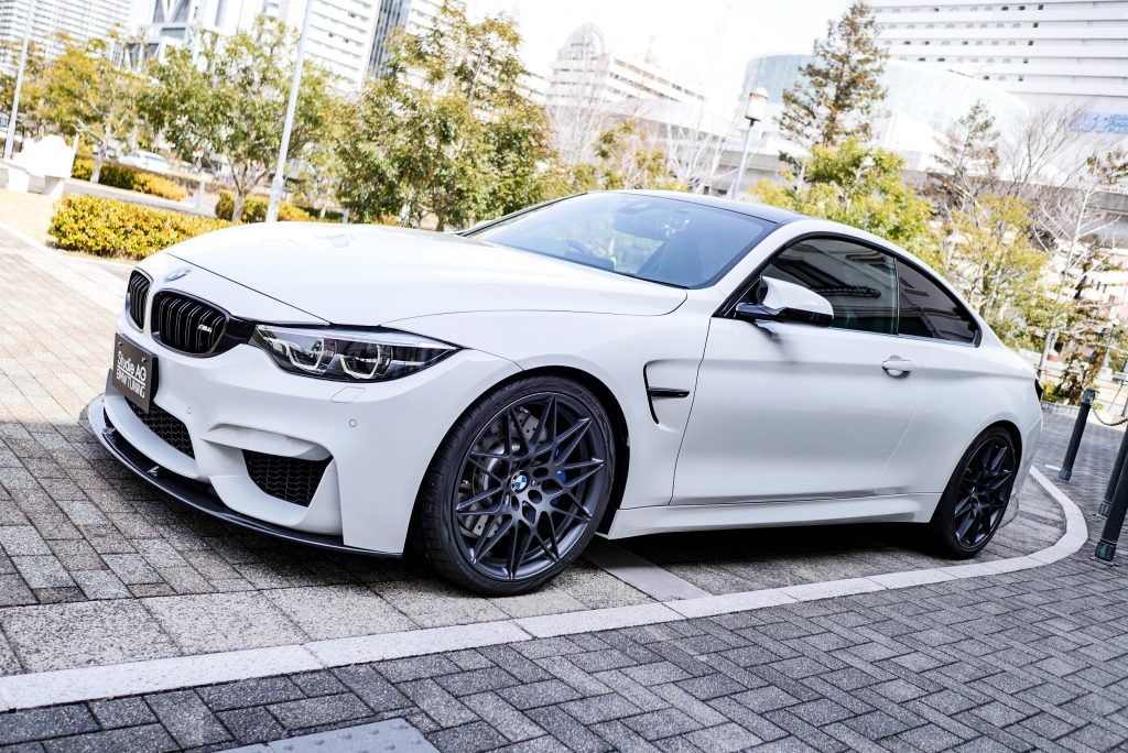 Studie Car Sales BMW F82M4 Competition