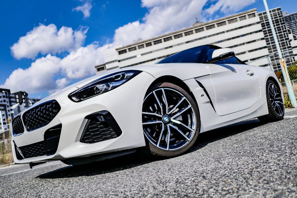 Studie Car Sales BMW G29 Z4 20i 左ハンドル マニュアル