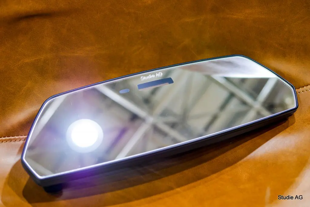 Studie AG Wide Angle Rear View Mirror – Studie BMW WONDERLAND