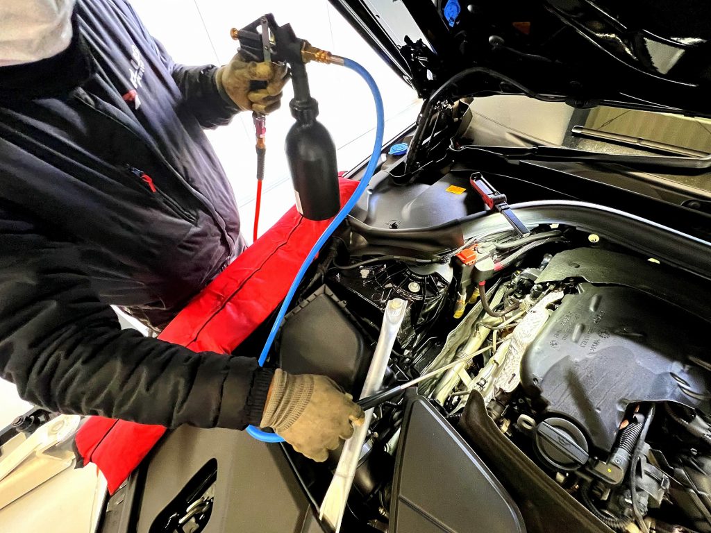 九州のBMW専門店スタディ福岡。BMWディーゼルエンジン車に効果絶大なDPFクリーニング施工致しました！