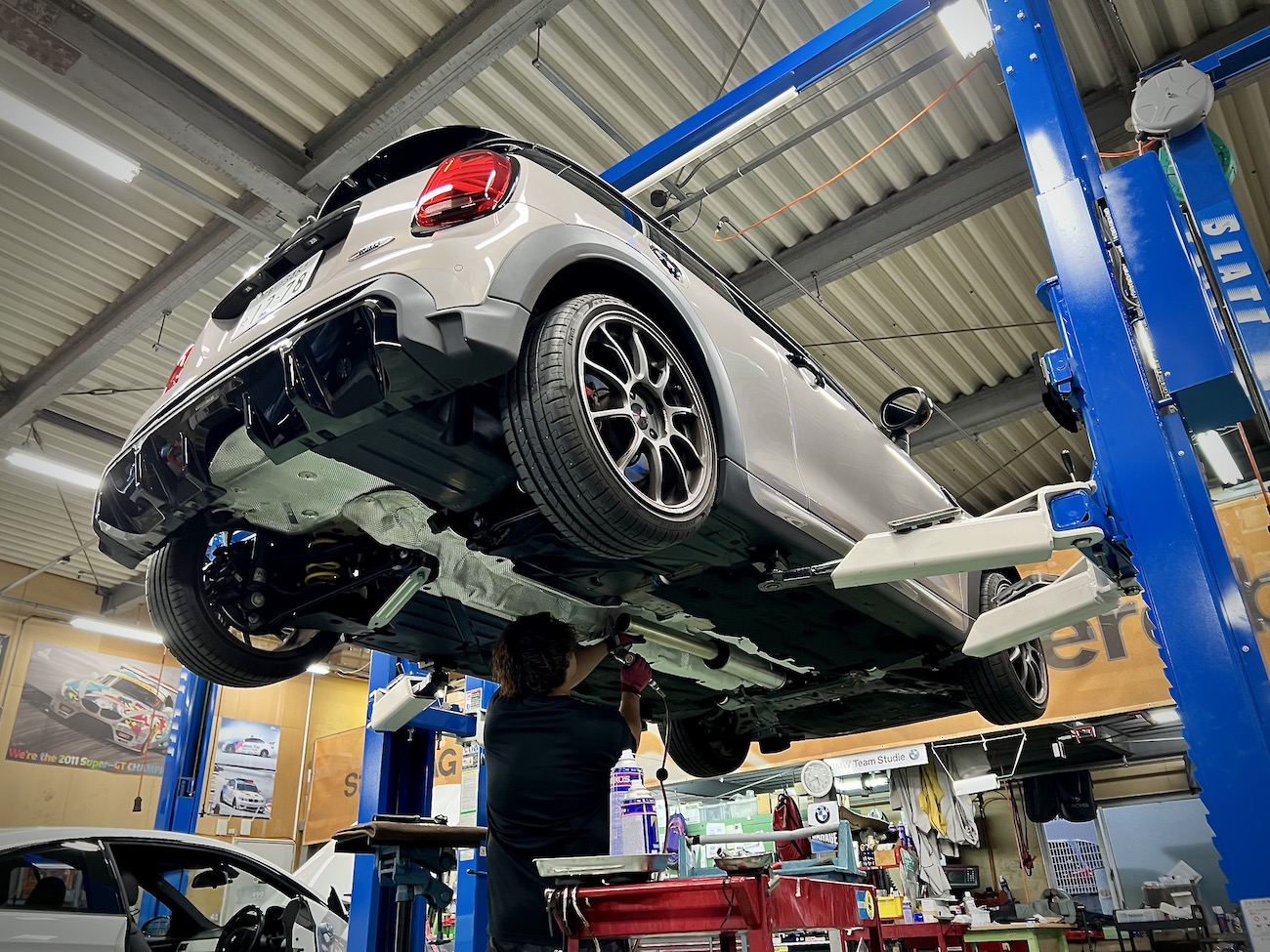 BMW MINI F56/JCWに炎のサウンドREMUS装着です！ | Studie[スタディ]