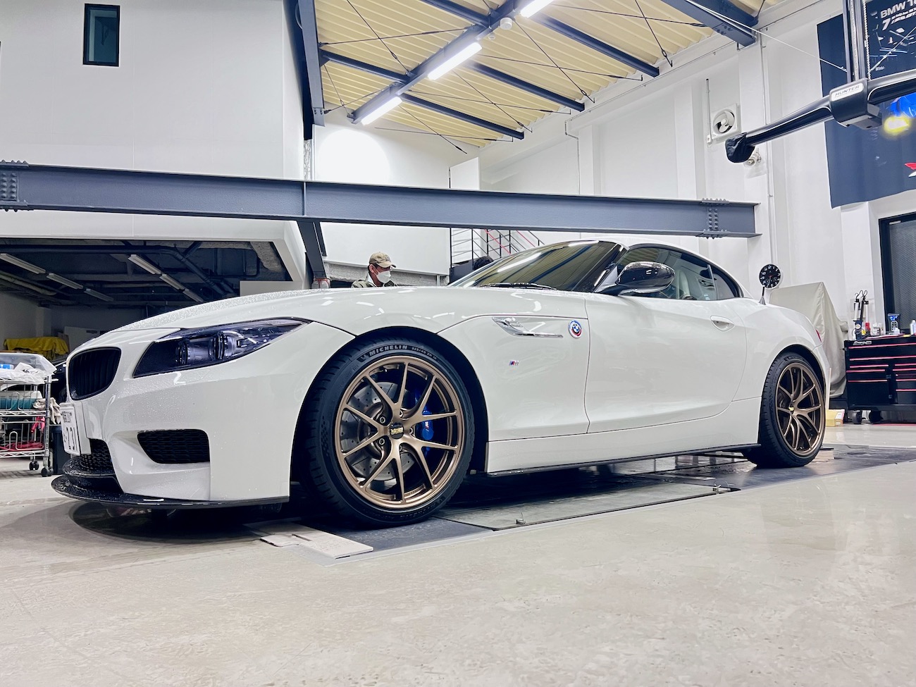 BMW E89Z4NIBBS RI-Aマットブロンズ装着頂きました！シンプルですが