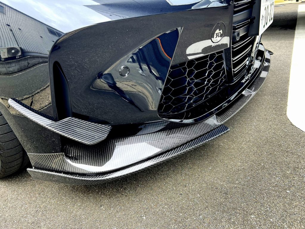 九州のBMW専門店スタディ福岡。
日本のBMWチューナー3DDesignさんのG82M4デモカー来社です!