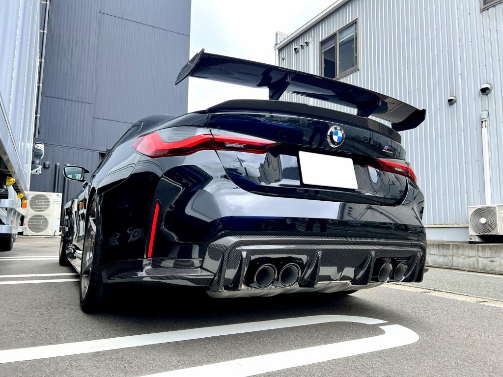 九州のBMW専門店スタディ福岡。
日本のBMWチューナー3DDesignさんのG82M4デモカー来社です!