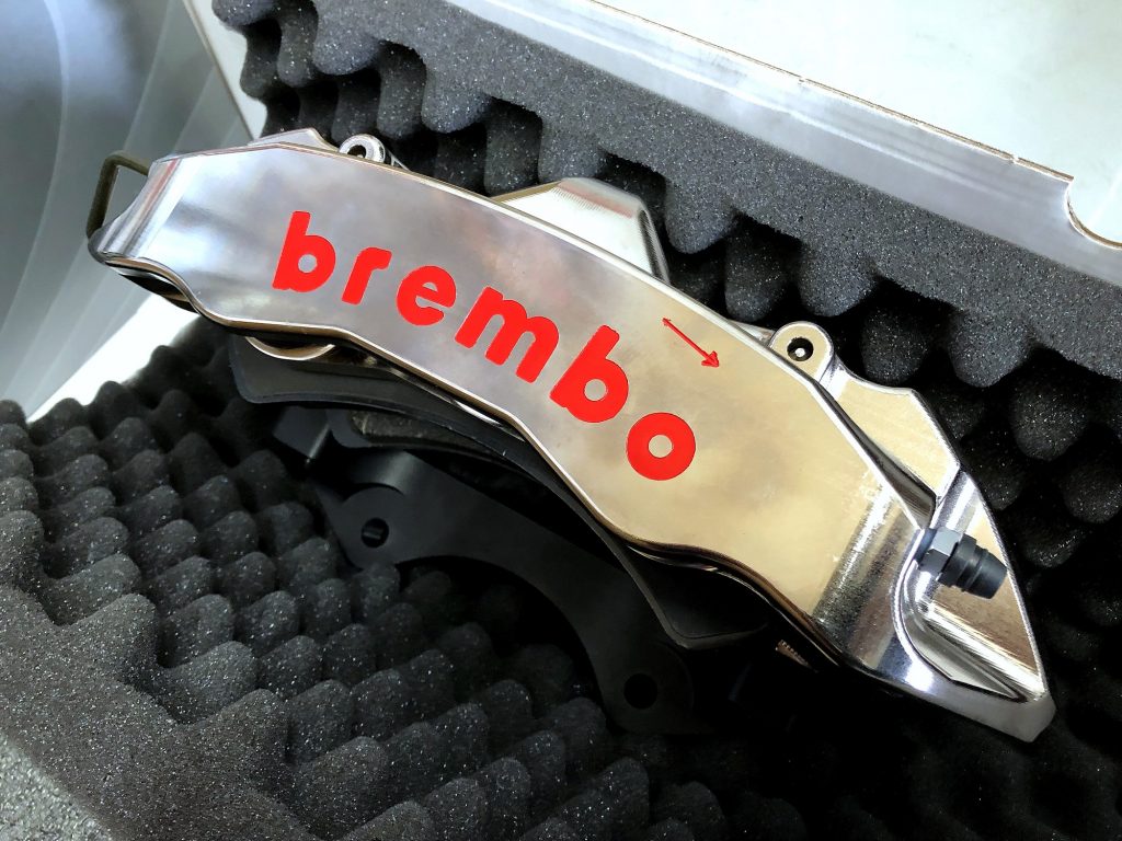 BMW専門店スタディ。福岡店にてF87M2CompetitionにBrembo_GT-Rキット、ADVAN-GT19inchセットアップ!