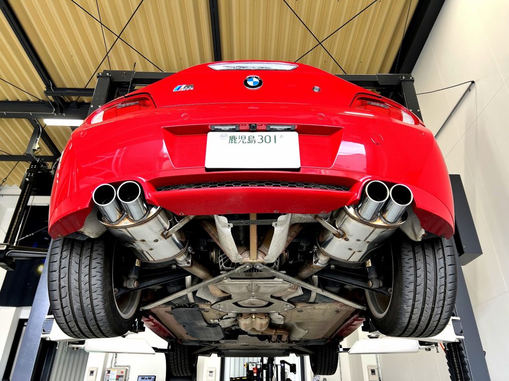 九州のBMW専門店スタディ福岡。BMWオープンエアーE85Z4M_S54B30Aエンジン。スーパースプリントマフラーにEVENTURIカーボンインテークキット装着で更にパワーアップです!
