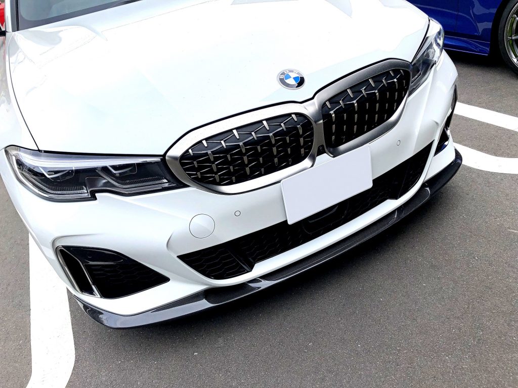 九州のBMW専門店スタディ。BMW_G20に3DDesignカーボンフロントスポイラー取付です!