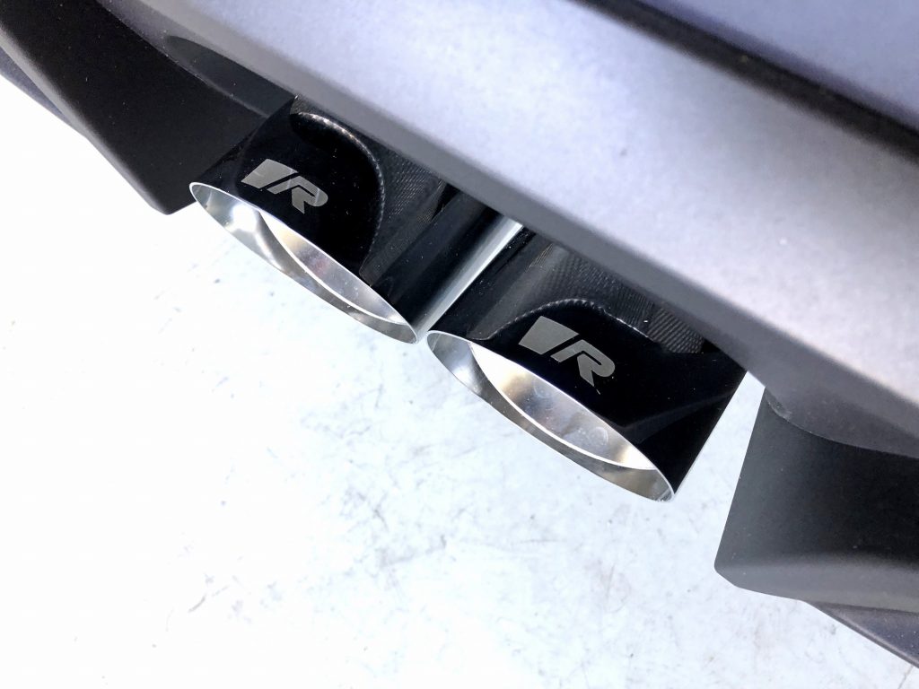 スタディ福岡店にBMWミニF56JCW/GPオーナー様にご来店頂きAC_SchnitzerフロントリップとREMUSマフラーお取付けです!