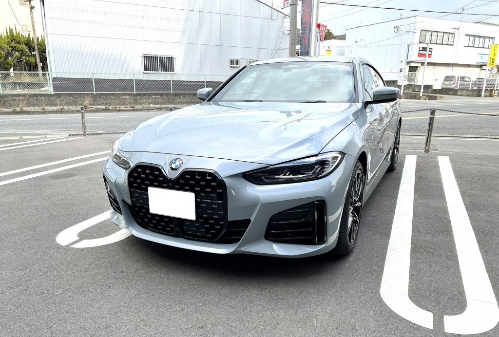 九州のBMW専門店スタディ福岡。BMW4シリーズG26グランクーペにBMWMPERFORMANCEカーボンリップスポイラー取付しました！