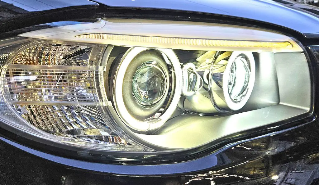 BMW愛感じる目のLCI化。今年のフォトコンのお題でもあるeyeは奥が深