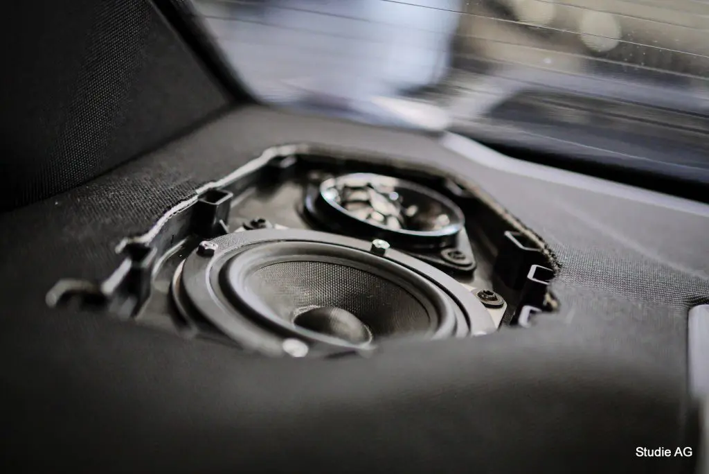 自信作！Scan SpeakトレードインスピーカーでBMWのオーディオを上質に