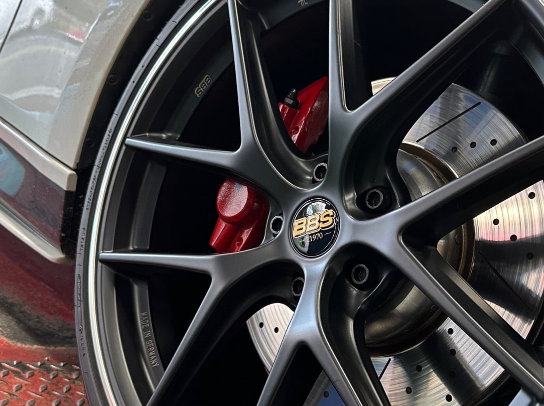 BBS UNLIMITED CI-RホイールをBMW F31 320iへ装着いただきました BBS UNLIMITED CI-RホイールをBMW F31 320iへ装着いただきました