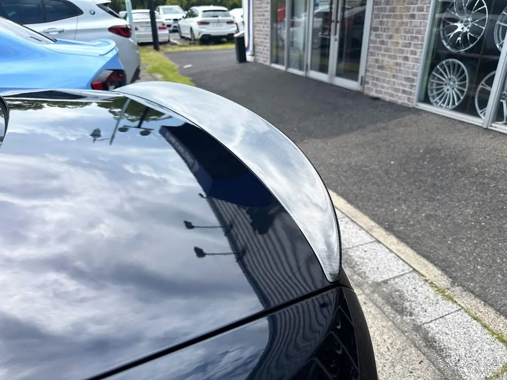 BMW PERFORMANCE カーボントランクスポイラーをBMW E92 M3へ装着です
