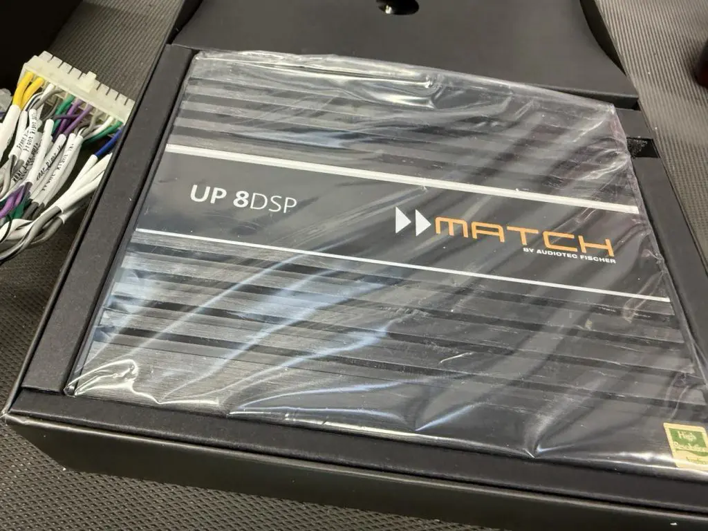 MATCHサウンドプロセッサアンプでBMW F36 4シリーズのサウンドUP