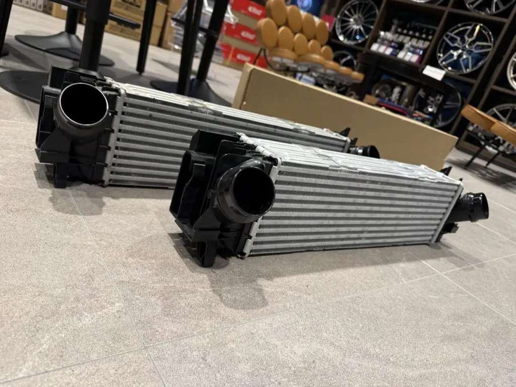 M340dX用BIGコアインタークーラーでBMW G20 320dXへモアパワー