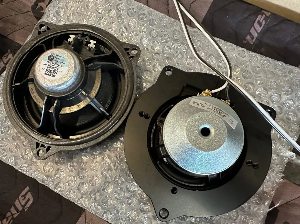 部品不足のM4 掘削機スペアパーツHitachi 670G LC 870G LC ZX670LC-5Bクーラー