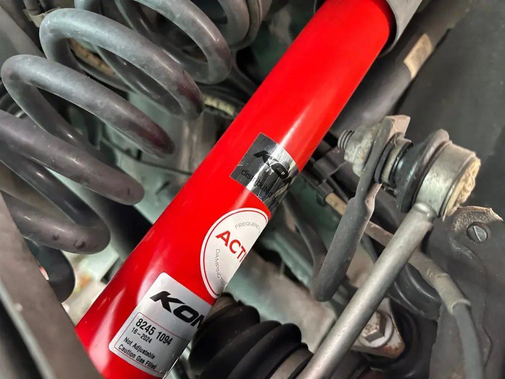 まだまだ楽しく快適に！ALPINA E90 B3をKONIショックアブソーバーで  