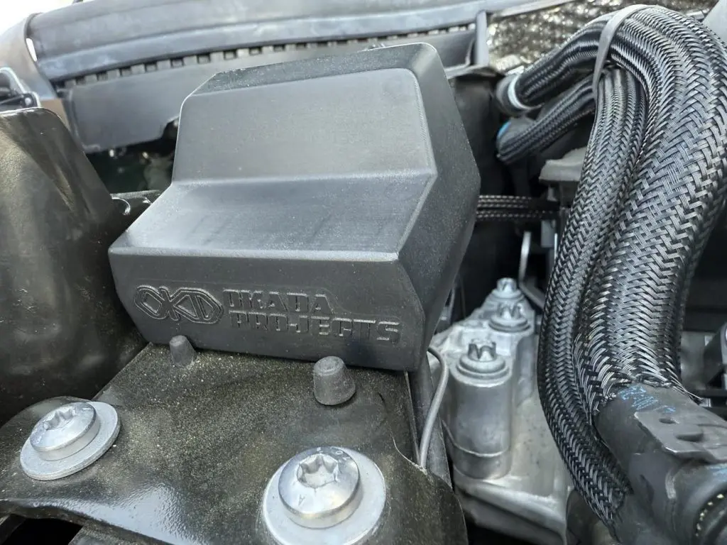 G01 X3 20dへトルク溢れるBMW純正 M40d BIGコアインタークーラー搭載