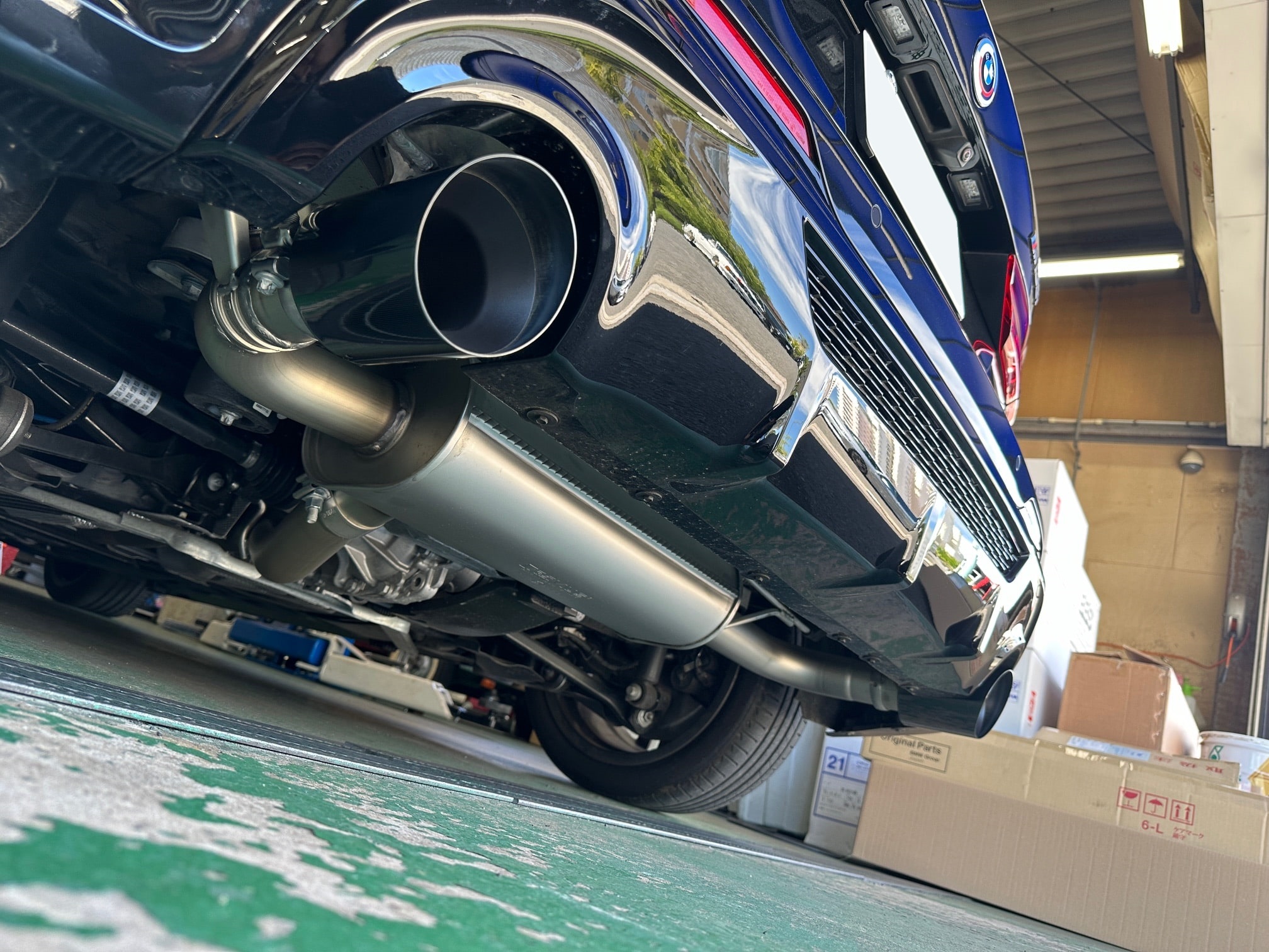 REMUS ExhaustマフラーをBMW F40 M135iXへ装着です♪ | Studie[スタディ]