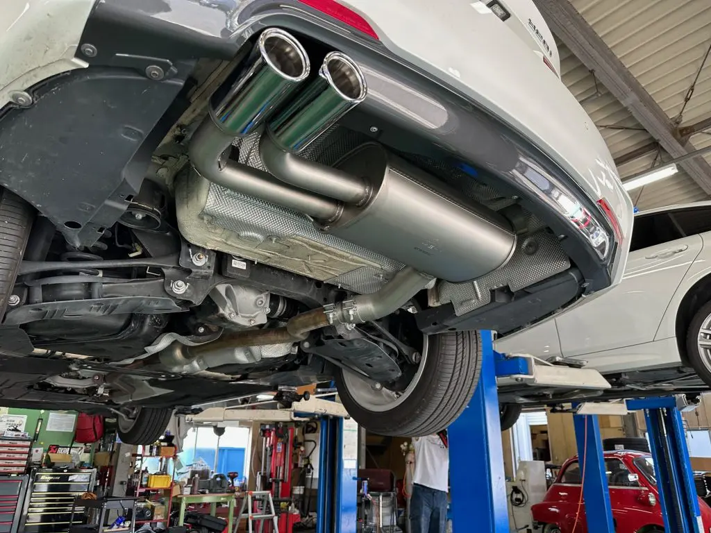 迫力の低音サウンドが木霊するREMUSエキゾーストマフラーをBMW F30