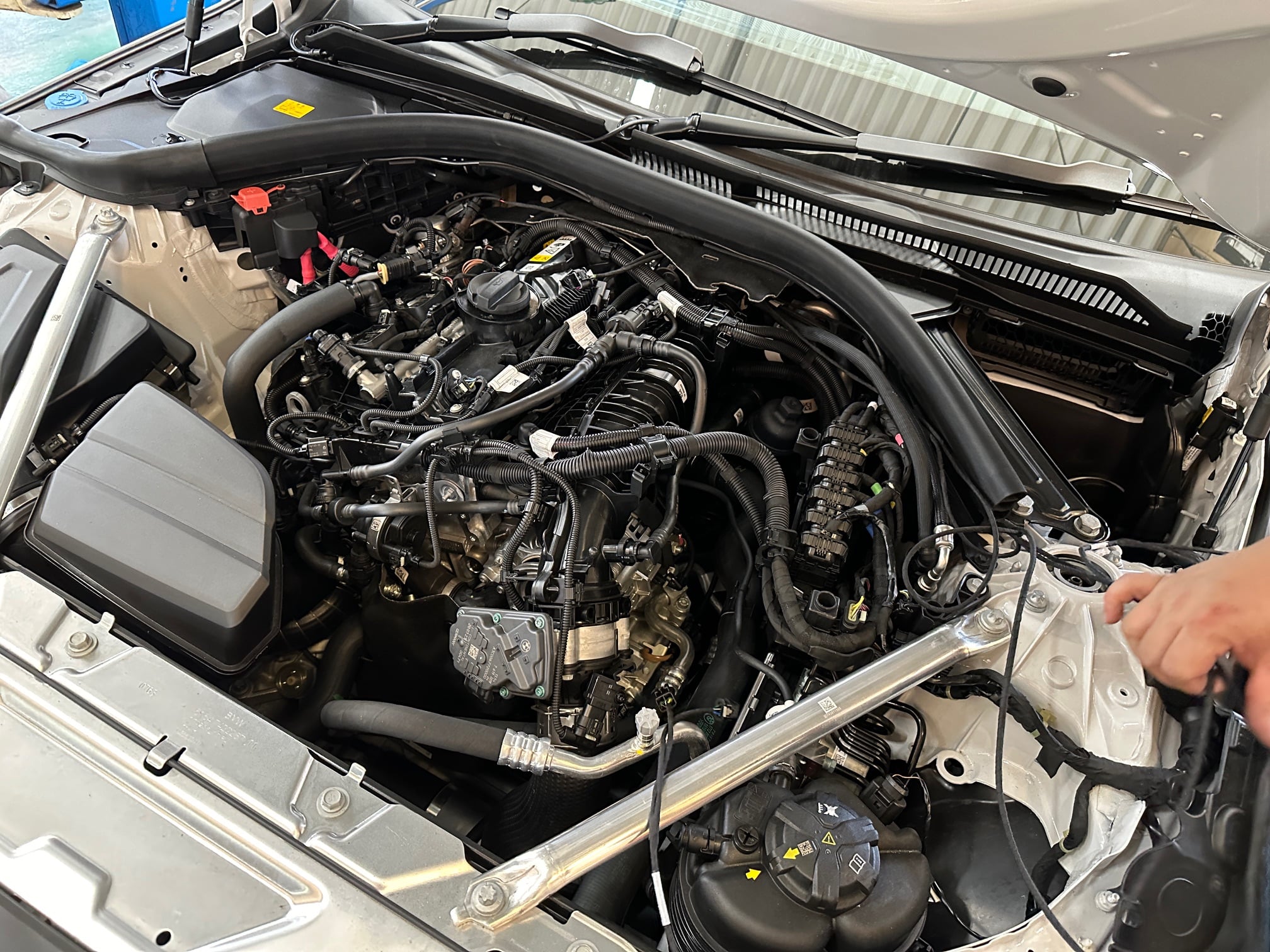 BMW G26 420iGCへSTP3を装着です(^_^) | Studie[スタディ]