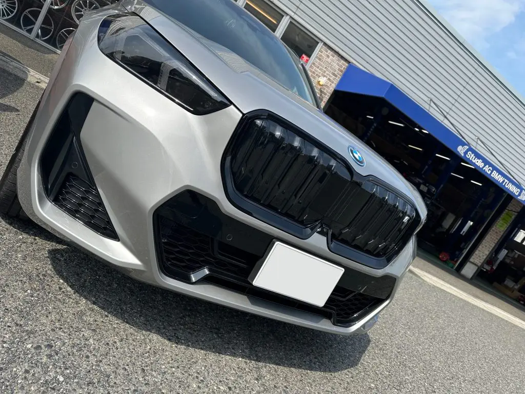 BMW U11 iX1もキドニーグリルをブラック化です(^_^) | Studie[スタディ]